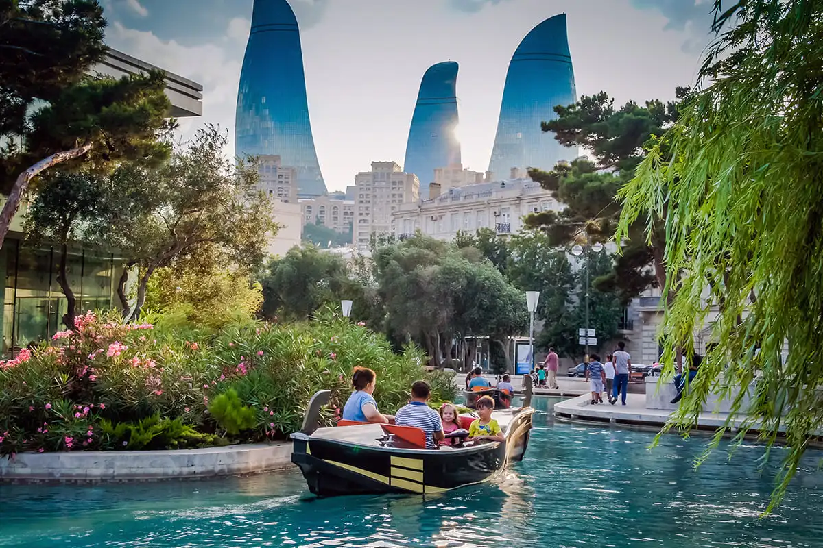 برنامج جورجيا أذربيجان 14 ليلة 15 يوم